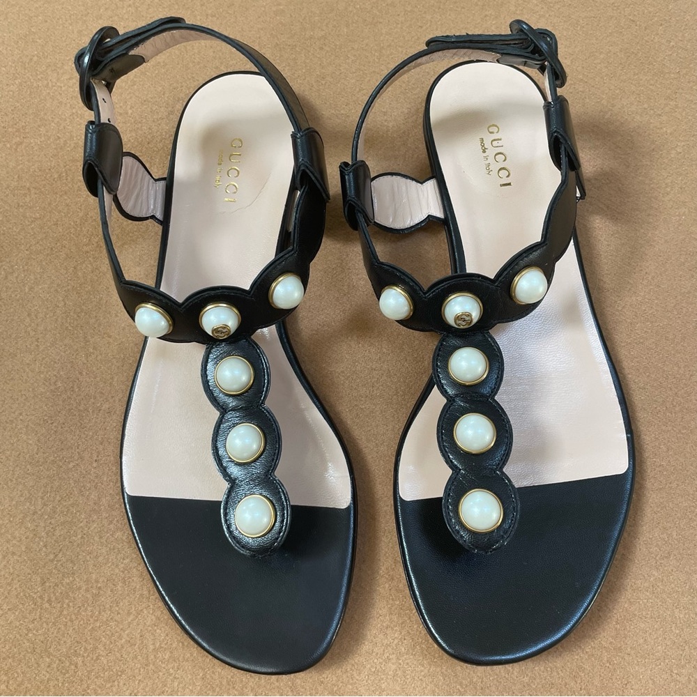 GUCCI Willow Pearl Thong Sandals - Picture 3 of 14